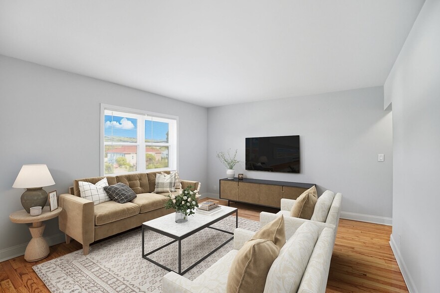 Primary Photo - Eagle Rock Apartments at Huntington Station