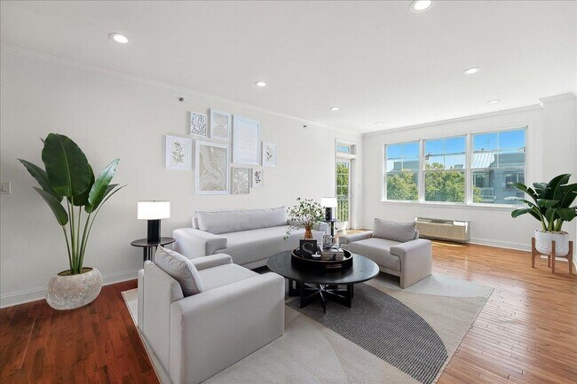 Primary Photo - 15 FREEDOM Way