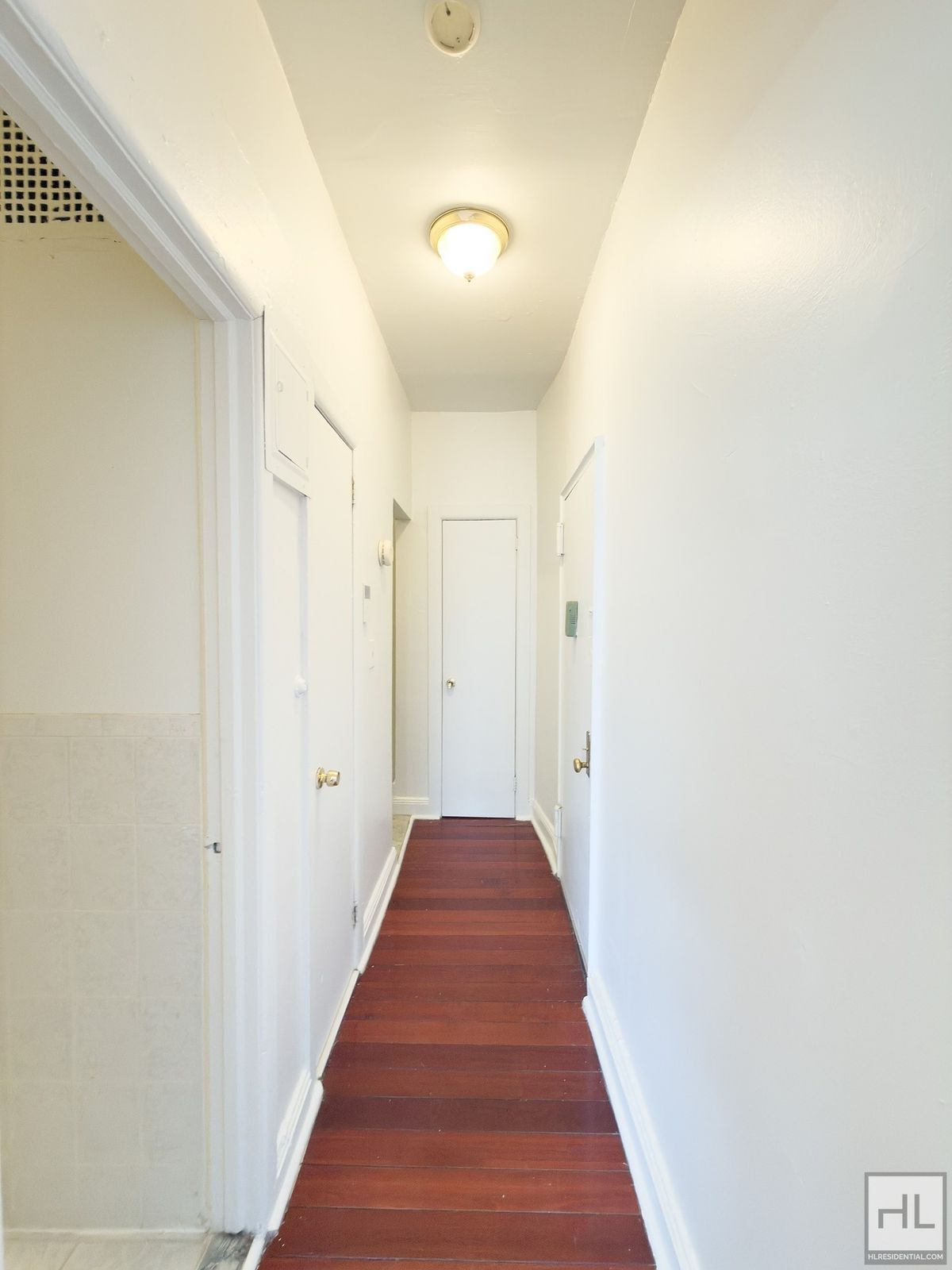 Building Photo - BEDFORD AVENUE 1-Bed / 1-Bath