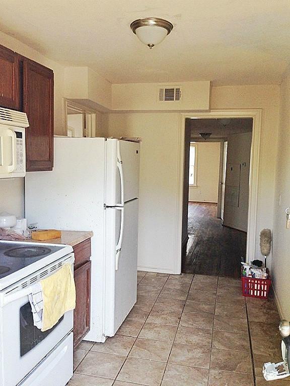 Building Photo - 2107 Sumpter St