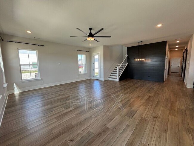 Building Photo - 6704 Autumn Ave