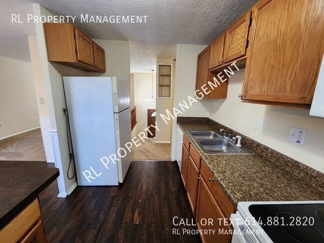 Building Photo - Spacious home in Lake Darby