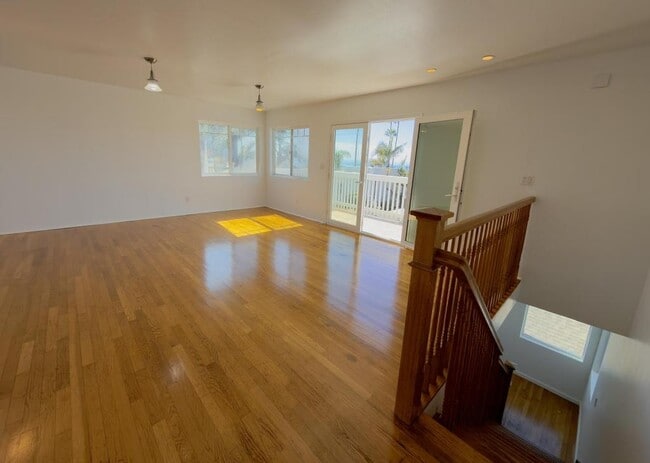 Building Photo - 731 Beryl St