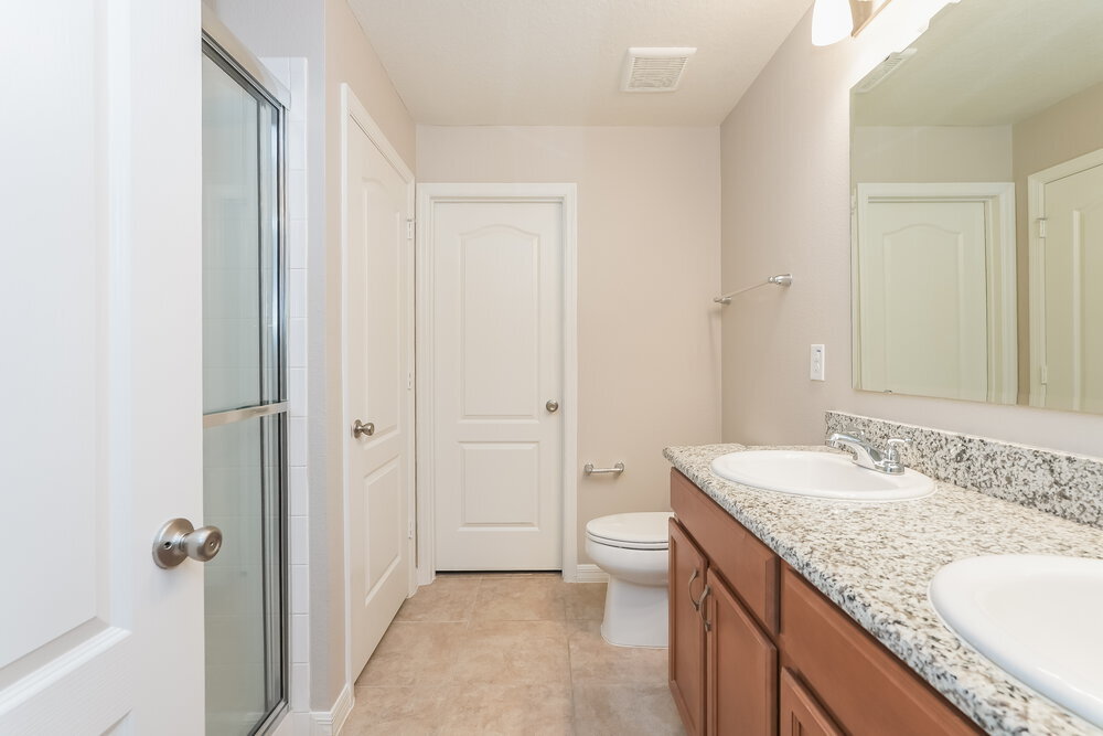 Building Photo - 7601 Muscovy Dr