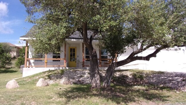 Primary Photo - 1482 Birch Ln