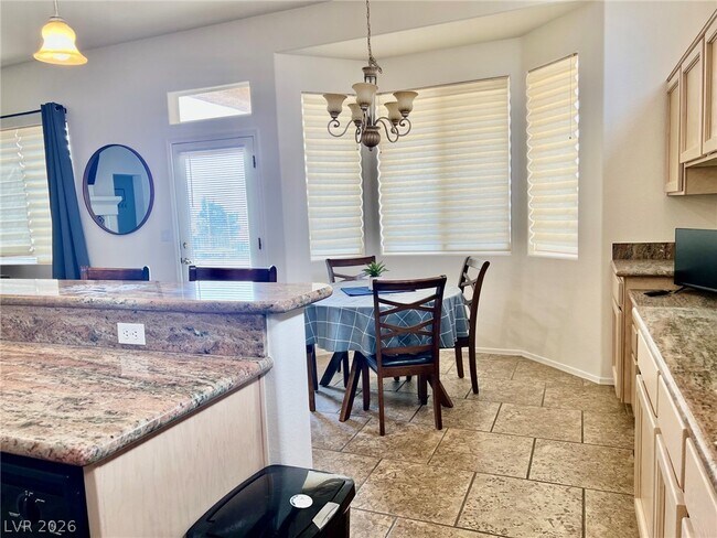 Building Photo - 10801 Heritage Hills Dr