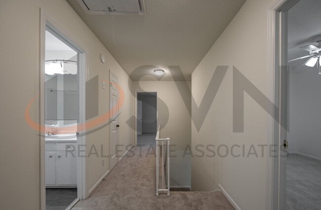 Building Photo - Spacious Home in Desirable Hope Valley Neighborhood!