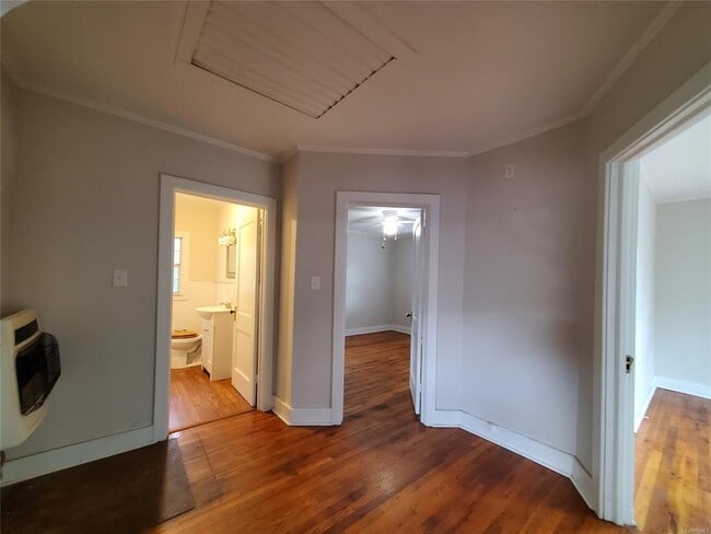 Building Photo - 227B Doster St