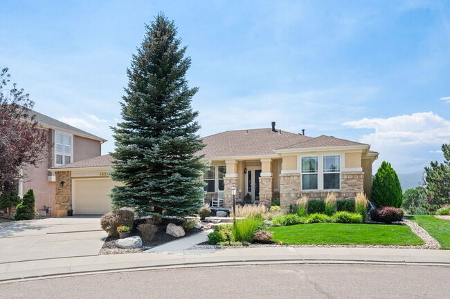 Building Photo - 10214 Pine Glade Dr