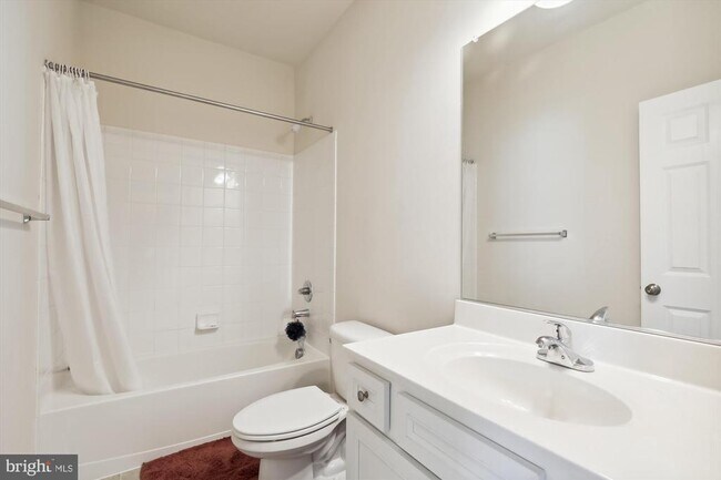 Building Photo - 14312 Potomac Heights Ln