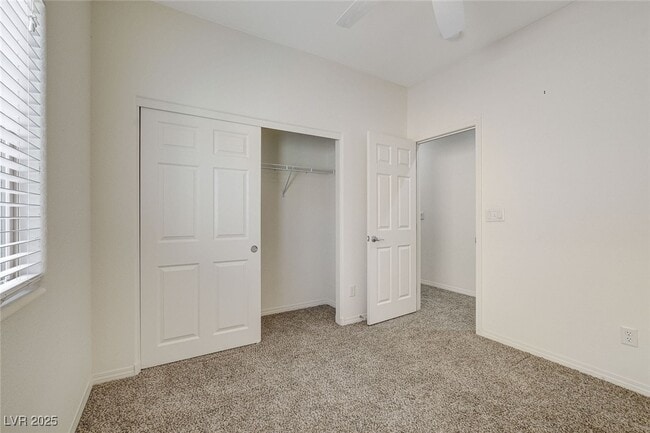 Building Photo - 9408 Vital Crest St