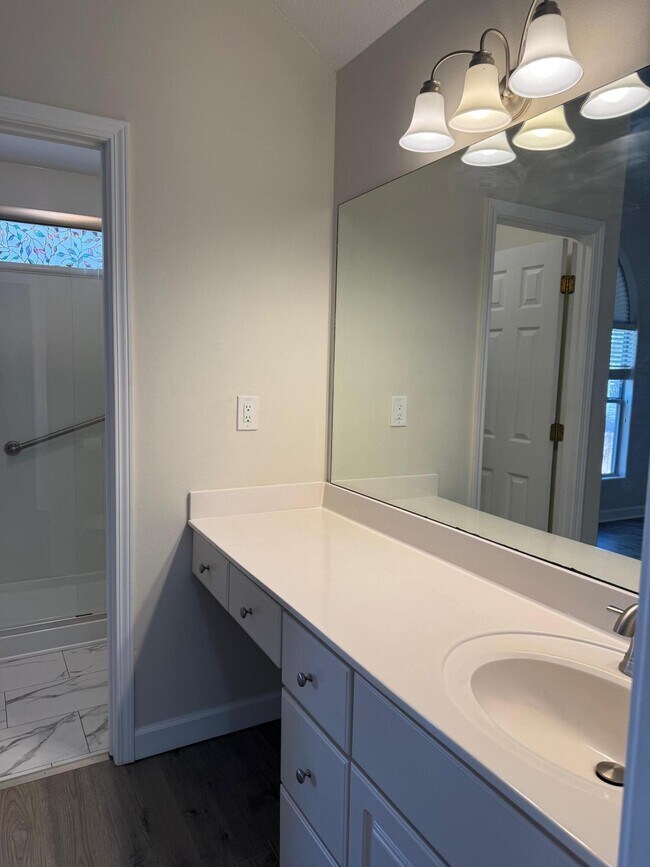 Building Photo - 235 Pelican Pl