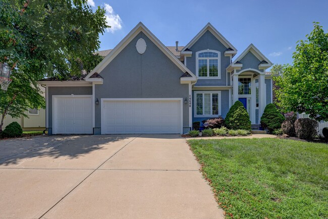 Primary Photo - {14400} Somerset Brooke + Beautifully Upda...