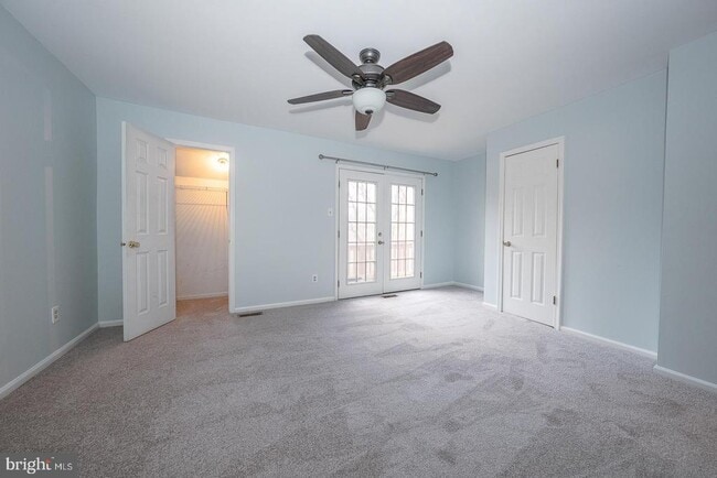 Building Photo - 26 Rampart Dr