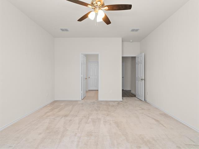 Building Photo - 803 Goldenrod Ln