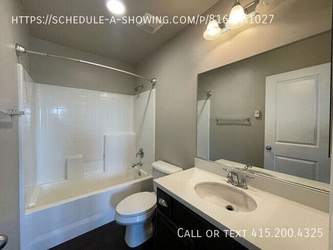 Building Photo - 30080 Pine Needle Rd