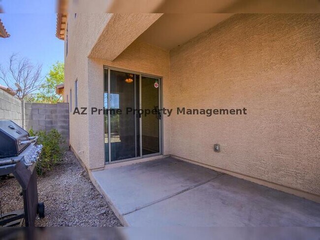 Building Photo - 10225 W Camelback Rd