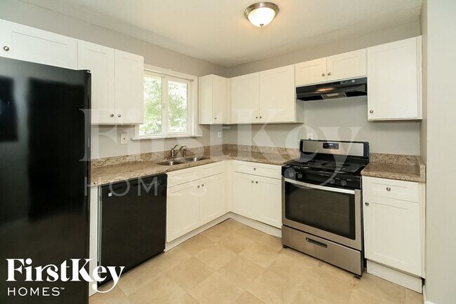 Building Photo - 3799 N Camp Creek Pkwy SW