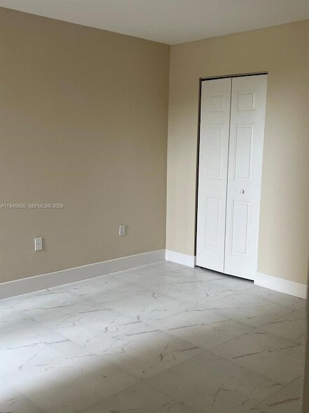 Building Photo - 10801 SW 109th Ct