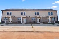 Building Photo - 245 Susan Lynn Dr