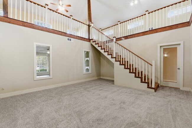 Building Photo - 9052 Zapata Way