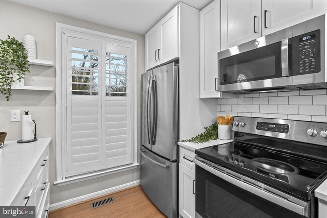 Building Photo - 1305 S Potomac St