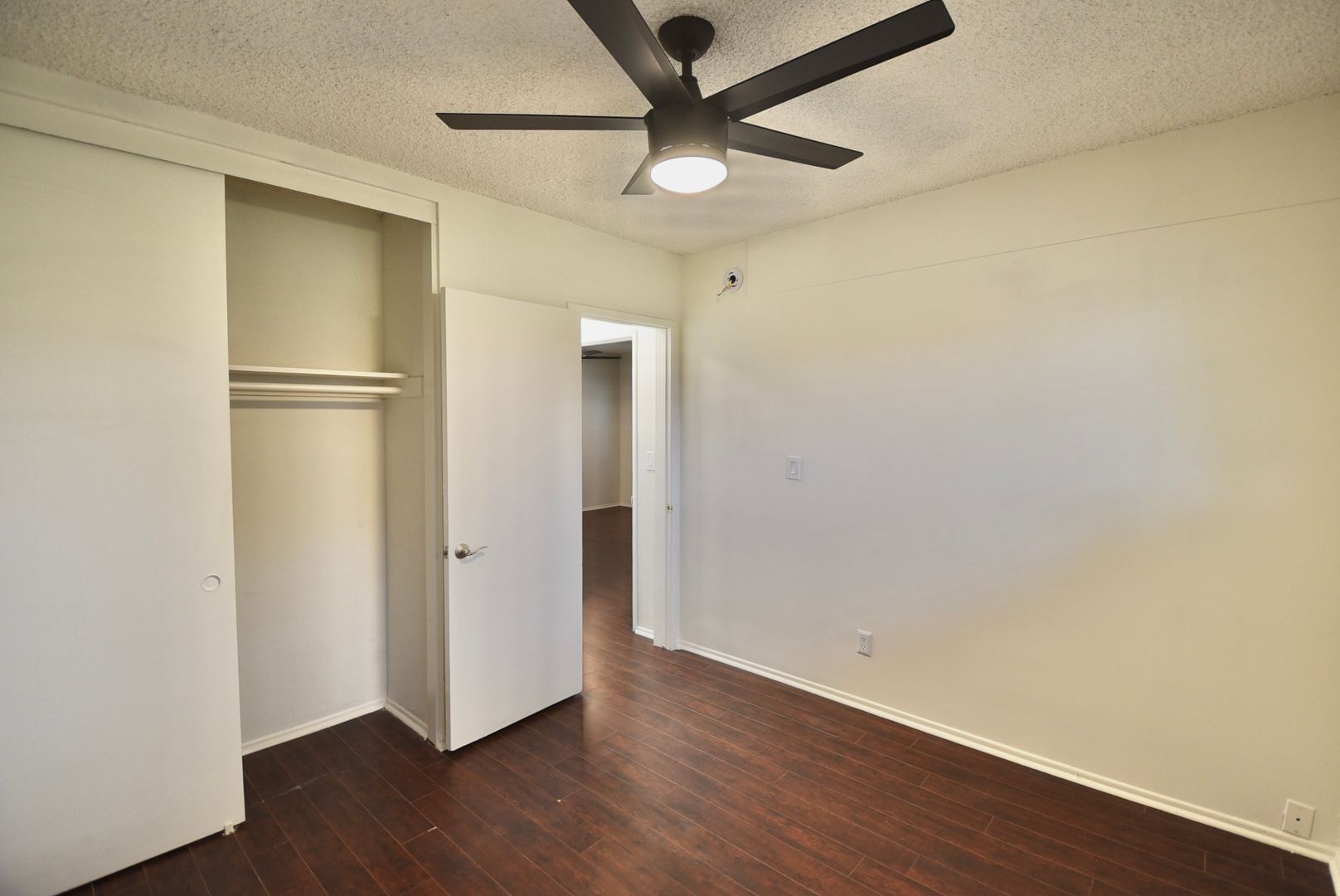 Building Photo - 5455 Bellingham Ave