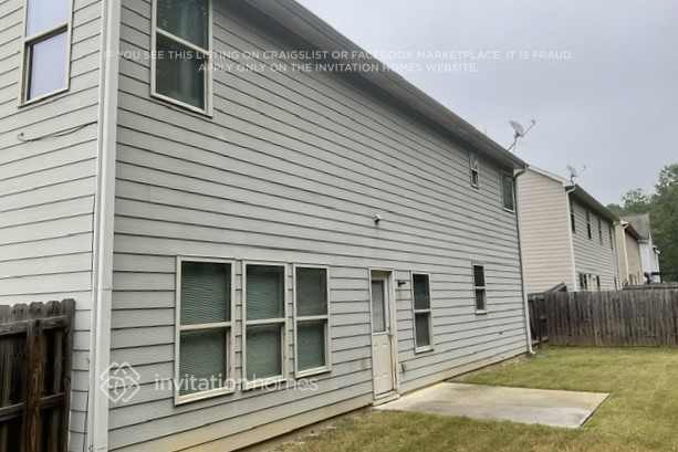 Building Photo - 4071 Oak Field Dr