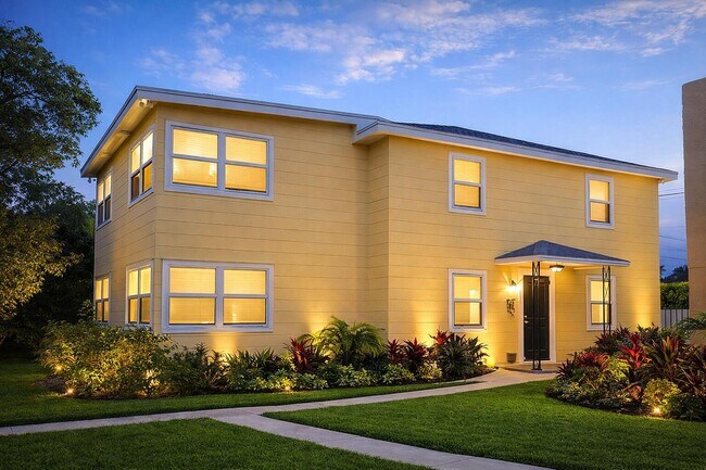 Building Photo - 509 6th N Ave