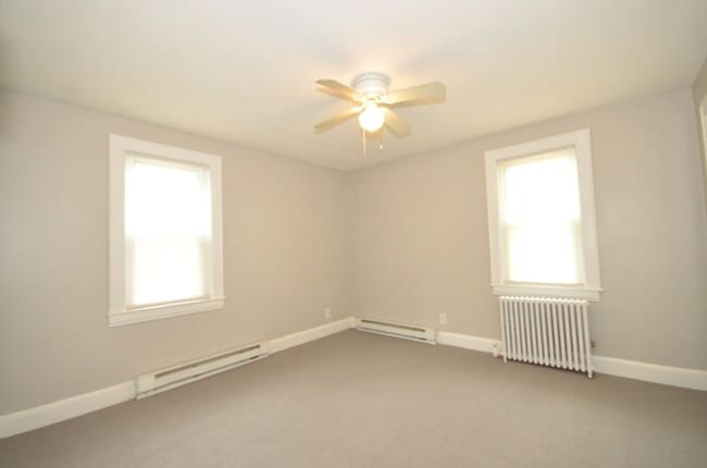 Building Photo - 75 Beacon St