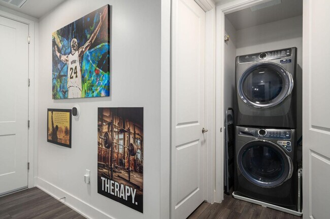 Building Photo - 3131 N Central Ave