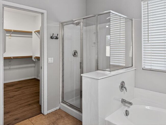 Building Photo - Single level, 4 bed 2 bath in Gilbert