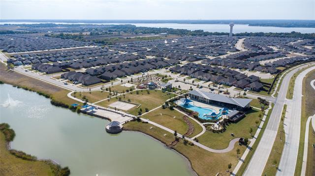 Building Photo - 5135 Bancroft Dr