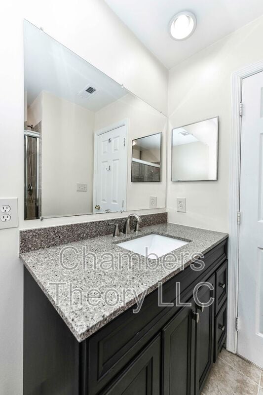 Building Photo - 6955 Cromarty Dr