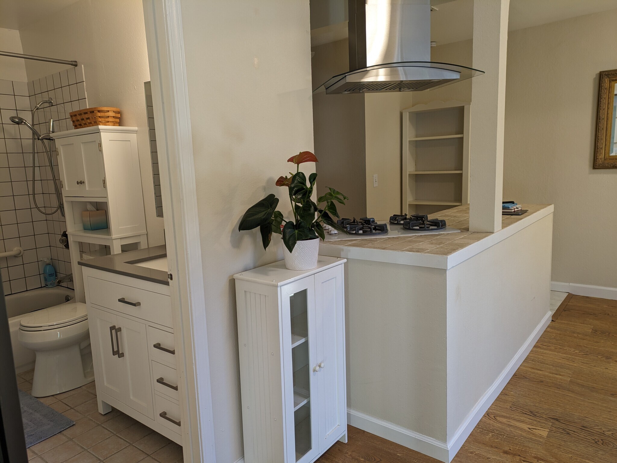 Island Range Vent - 5 Vendola Dr