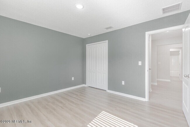 Building Photo - 3131 Little Kern Ln