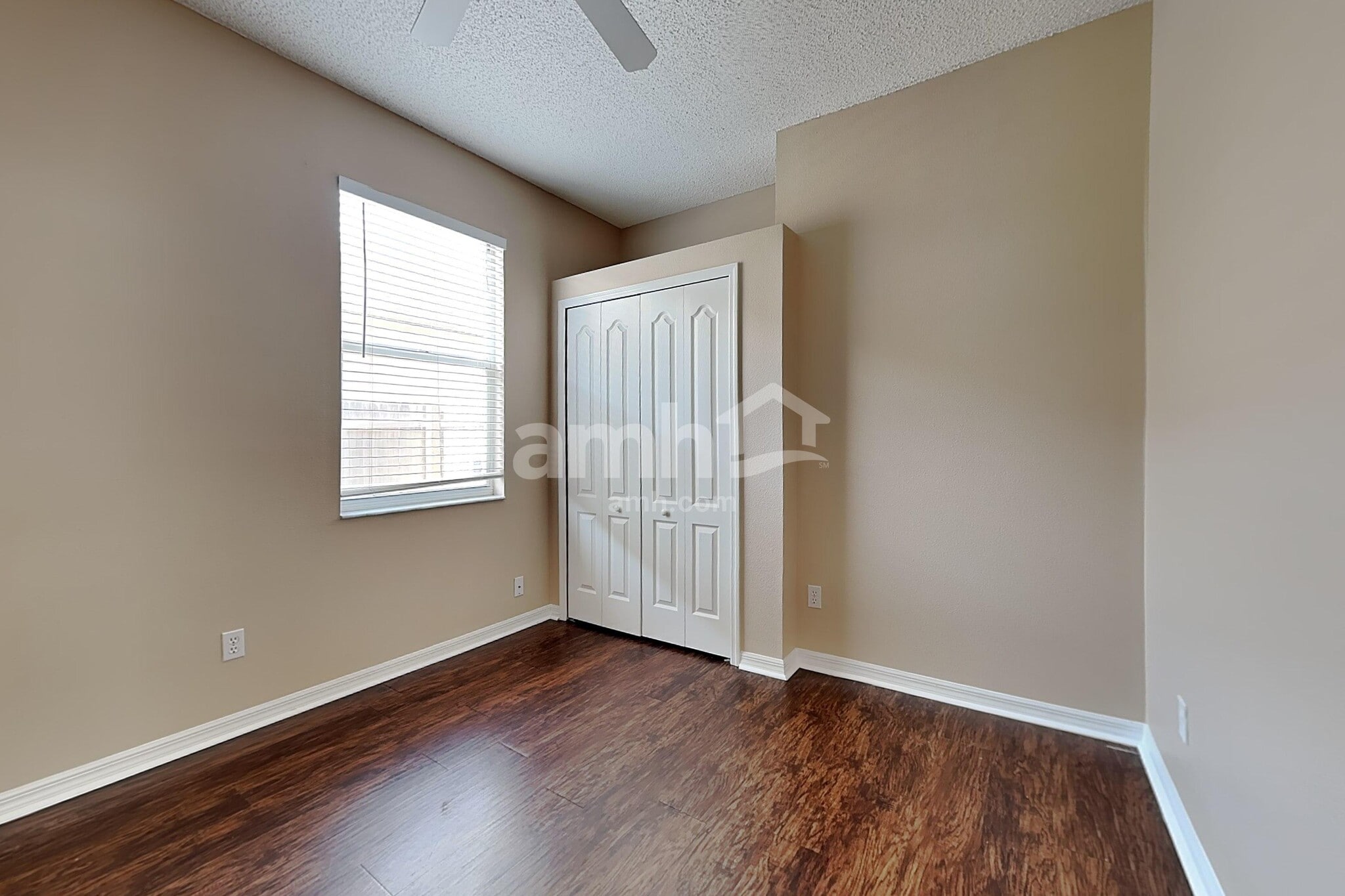 Building Photo - 443 Sand Ridge Dr