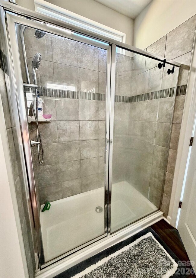 Building Photo - 365 Runner Stone Ln