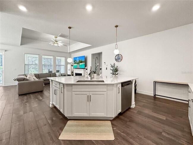Building Photo - 18334 Serene Lk Lp