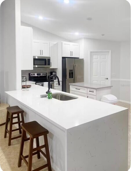 Building Photo - 5019 23rd St E