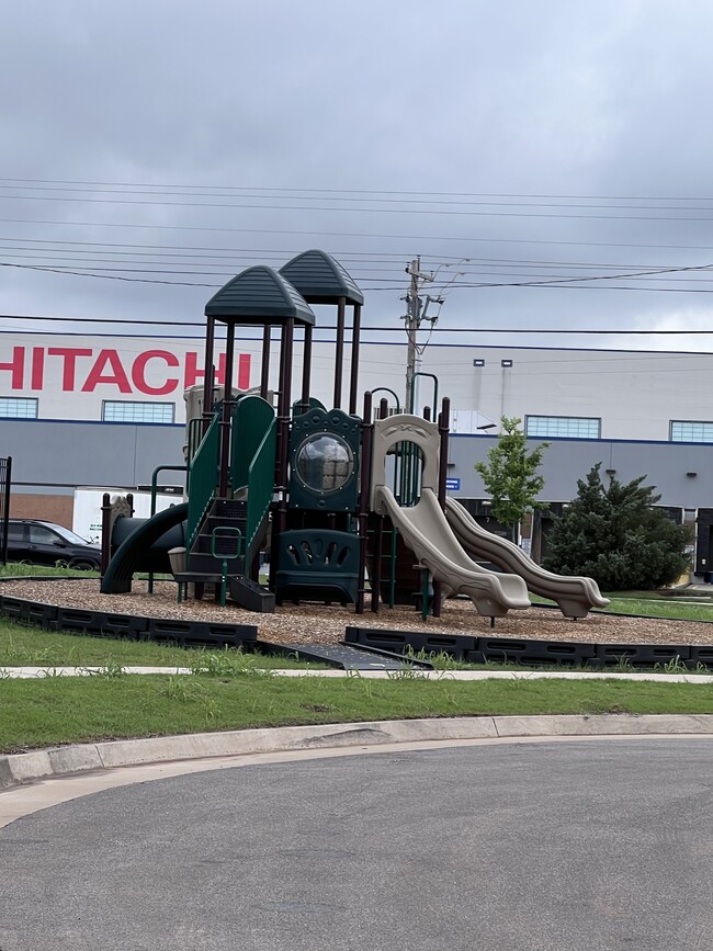 Building Photo - 2305 Wolford Ct