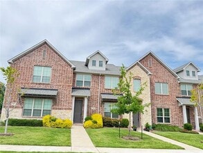 Building Photo - 5958 Ridgeline Dr