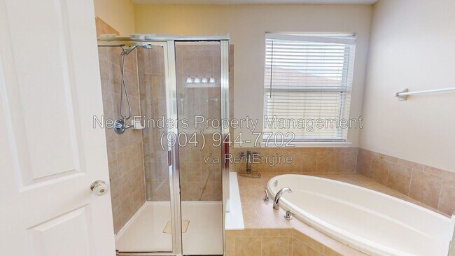 Building Photo - 112 Woodfield Ln