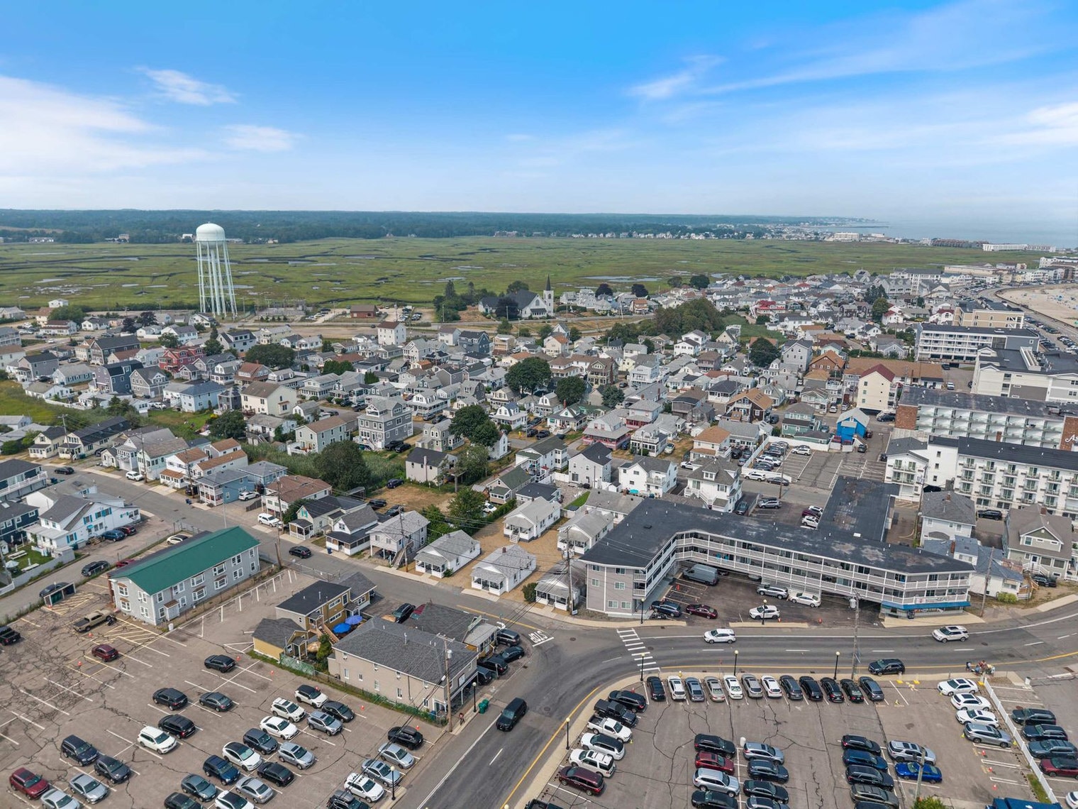 Building Photo - 2 Island Path