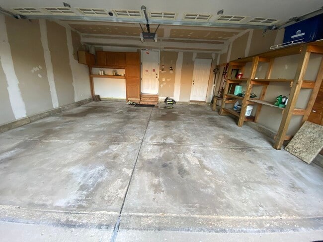 Building Photo - 1213 Pennsbury Ln