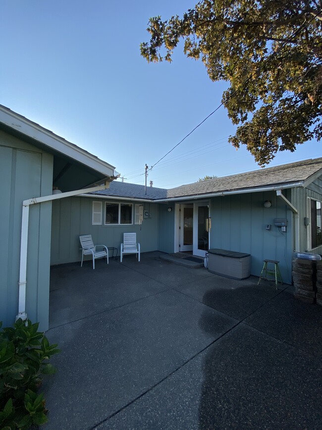 Back patio - 330 S Reed St