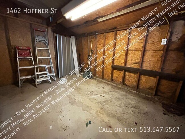 Building Photo - 1462 Hoffner St