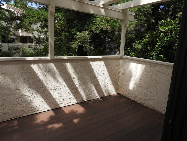 Building Photo - 3008 Swallows Nest Dr