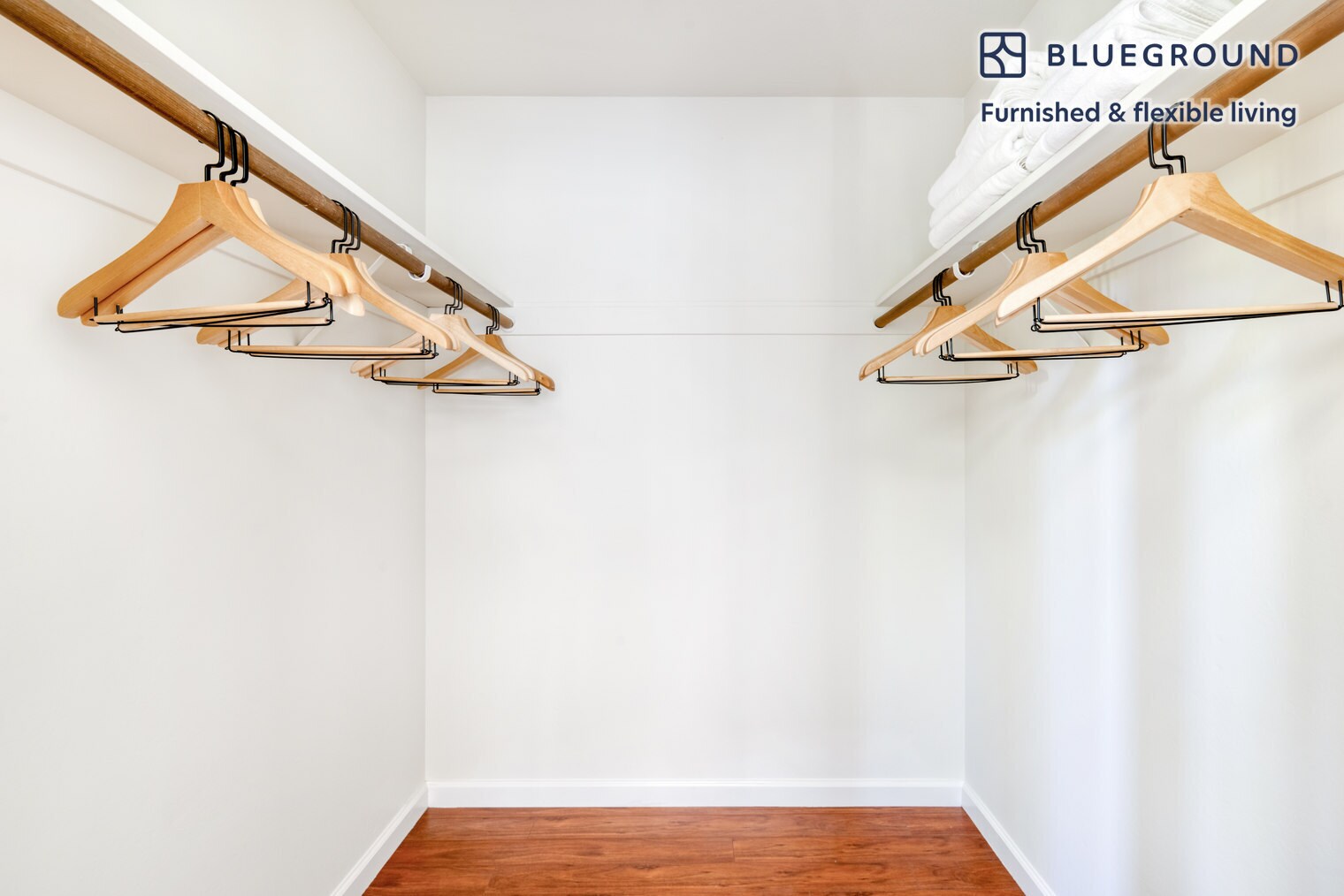 Building Photo - 837 Cowper St