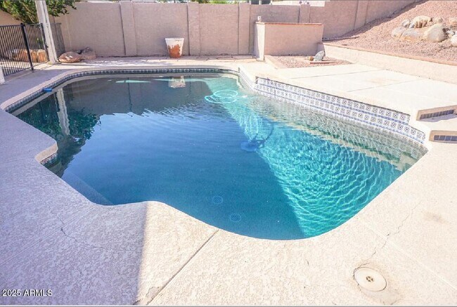 Building Photo - 3809 E Desert Flower Ln